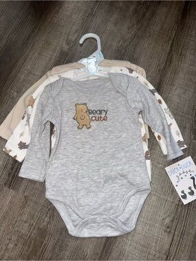 Duck Duck Goose Boys Bear Print Long Sleeve Bodysuit Bundle Size 3-6 Months NEW
